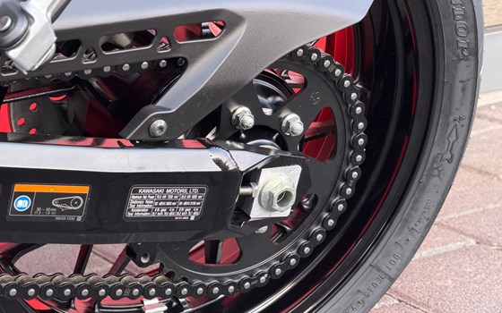 Neufahrzeug Kawasaki Z900 RS Black Ball Edition - Bild 15