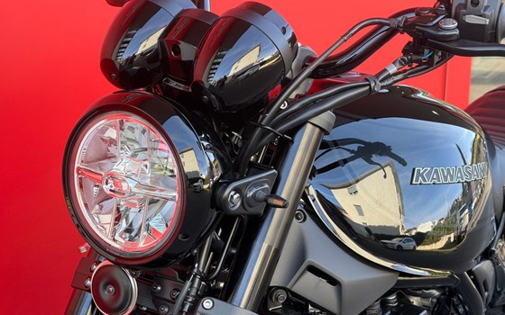Neufahrzeug Kawasaki Z900 RS Black Ball Edition - Bild 6