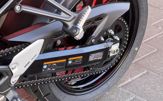 Neufahrzeug Kawasaki Z900 RS Black Ball Edition - Bild 9