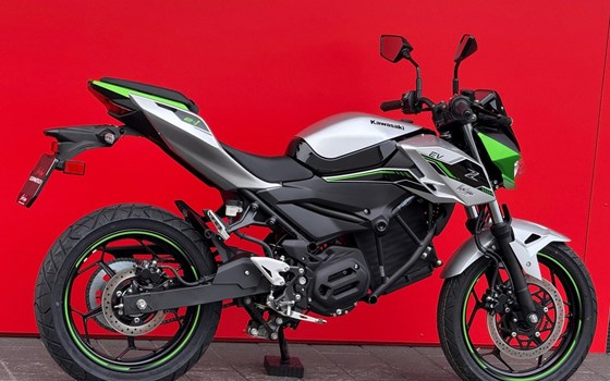 Neufahrzeug Kawasaki Z e-1 - Bild 7