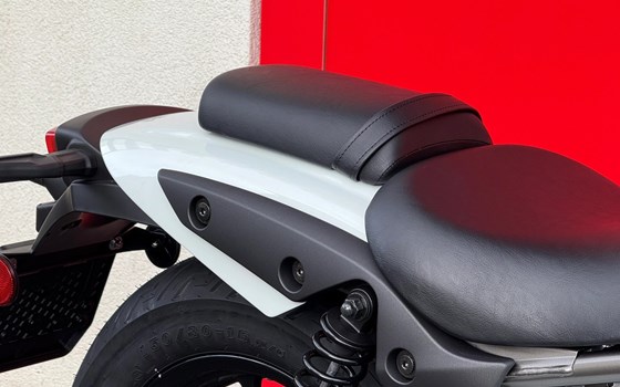 Neufahrzeug Kawasaki Eliminator 500 - Bild 8