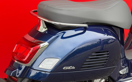 Neufahrzeug Vespa GTS 125 - Bild 16