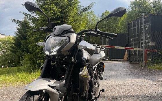 Gebrauchtmotorrad Benelli BN 125 - Bild 3