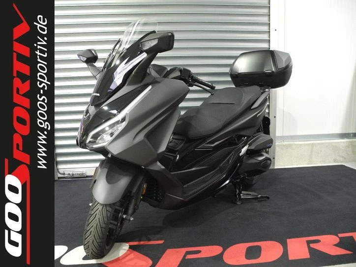 Honda Forza 350