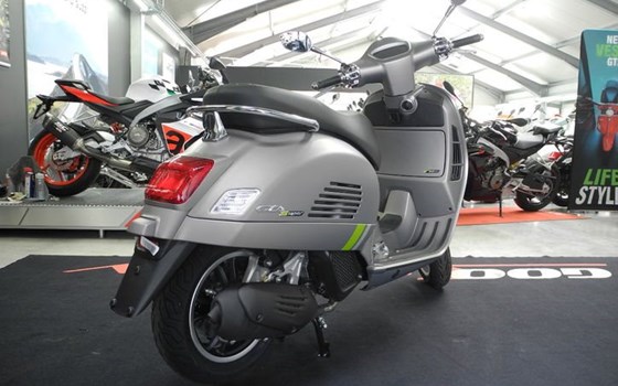 Neufahrzeug Vespa GTS 125 Super Tech - Bild 10