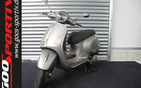 Neufahrzeug Vespa GTS 125 Super Tech - Bild 2