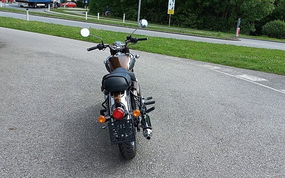 Gebrauchtmotorrad Royal Enfield Meteor 350 Supernova - Bild 3
