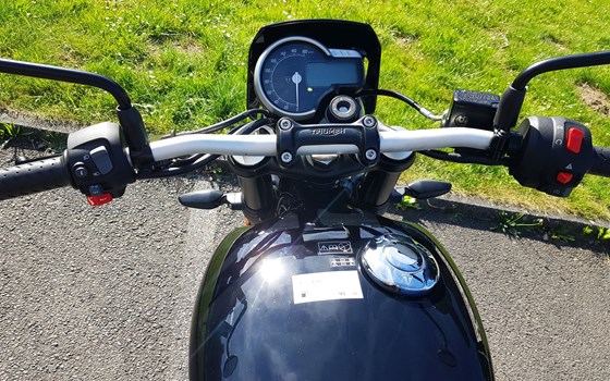 Neufahrzeug Triumph Tracker 400 - Bild 3