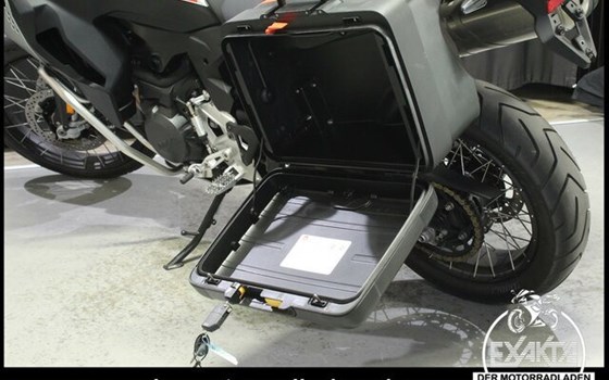 Gebrauchtmotorrad BMW F 900 GS Adventure - Bild 30