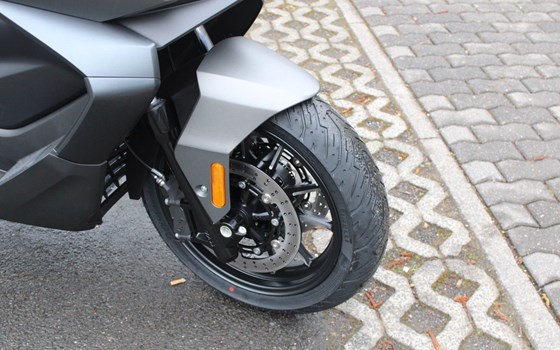 Neufahrzeug Voge SR4 350 LUXURY - Bild 9