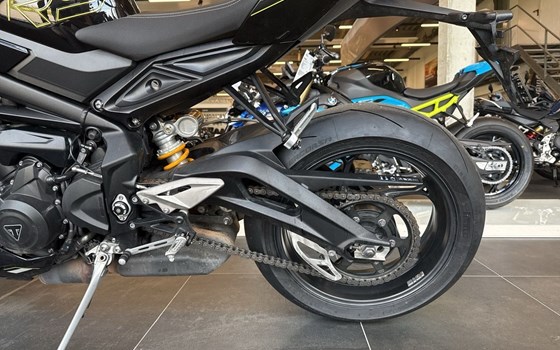 Gebrauchtmotorrad Triumph Street Triple RS - Bild 10