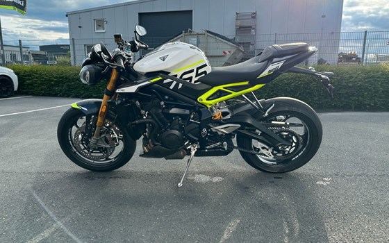 Gebrauchtmotorrad Triumph Street Triple 765 Moto2 Edition - Bild 4