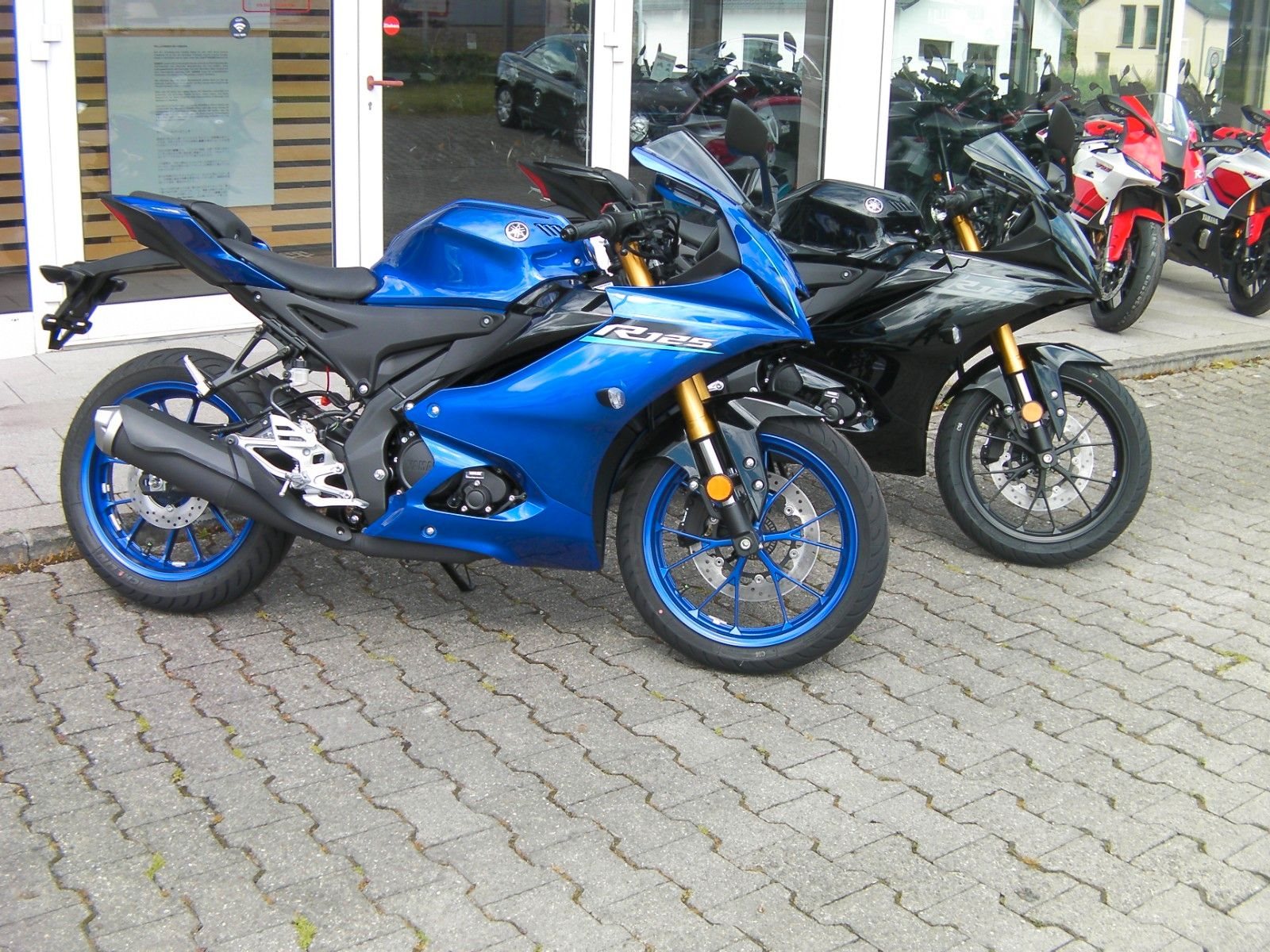 Yamaha R125