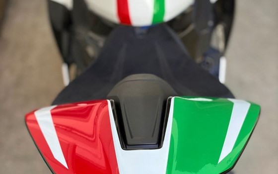 Gebrauchtmotorrad Ducati Panigale V4 Tricolore - Bild 12