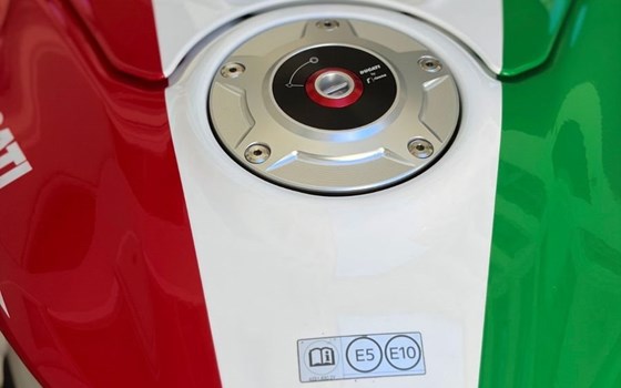 Gebrauchtmotorrad Ducati Panigale V4 Tricolore - Bild 13