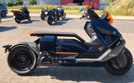 Gebrauchtmotorrad BMW CE 04 - Bild 10