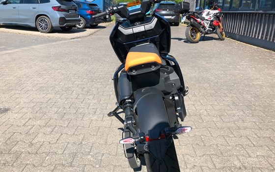 Gebrauchtmotorrad BMW CE 04 - Bild 15