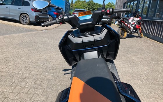 Gebrauchtmotorrad BMW CE 04 - Bild 16