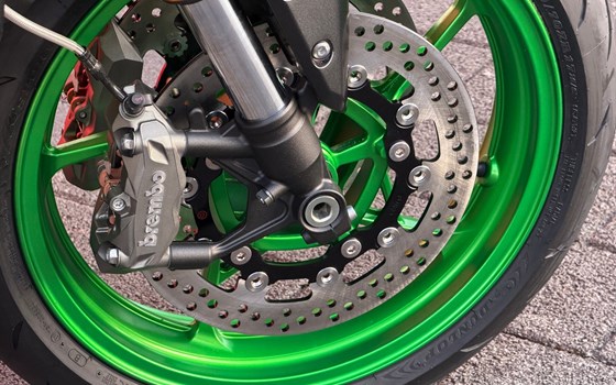 Neufahrzeug Kawasaki Z900 SE - Bild 10