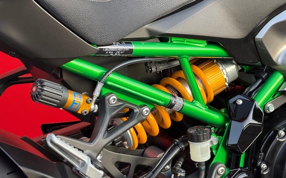 Neufahrzeug Kawasaki Z900 SE - Bild 6