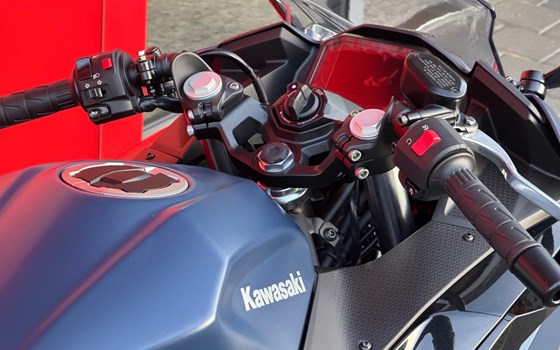 Neufahrzeug Kawasaki Ninja 500 SE - Bild 4