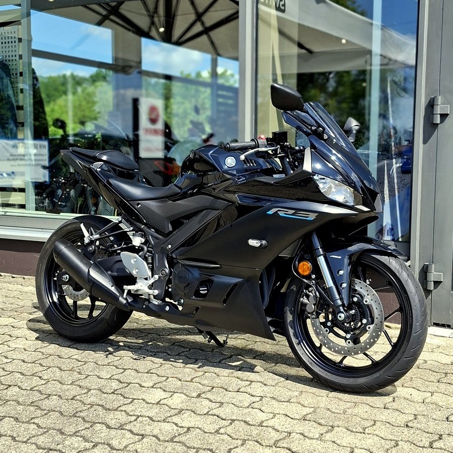 Yamaha R3
