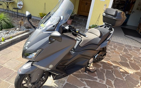 Gebrauchtmotorrad Yamaha T-MAX Iron Max ABS - Bild 1