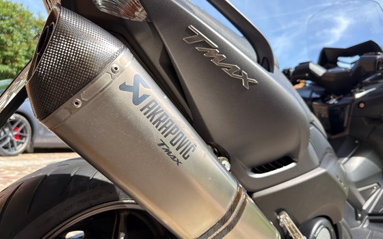 Gebrauchtmotorrad Yamaha T-MAX Iron Max ABS - Bild 11