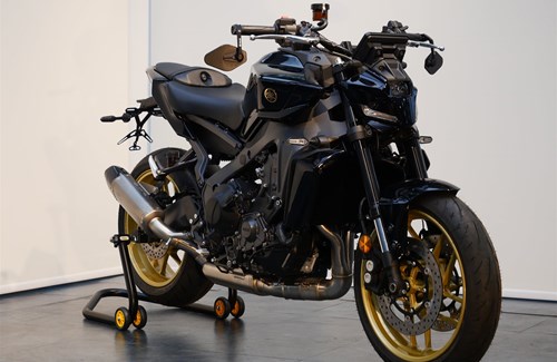 Neumotorrad Yamaha MT-09