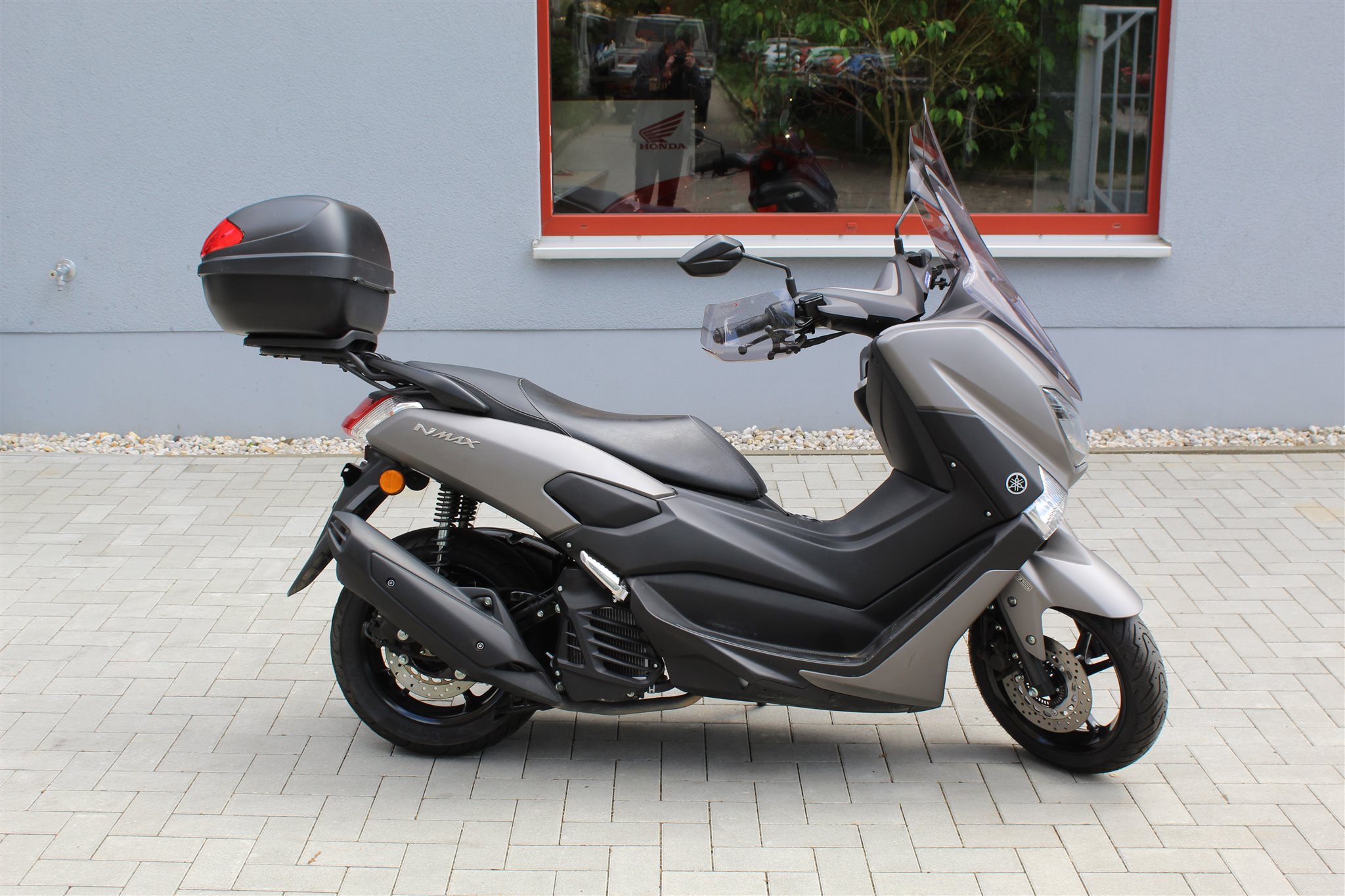 Yamaha NMAX 125