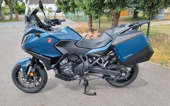 Gebrauchtmotorrad Honda NT1100 DCT - Bild 2