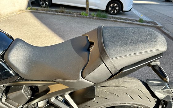 Gebrauchtmotorrad Honda CB1000R Black Edition - Bild 4