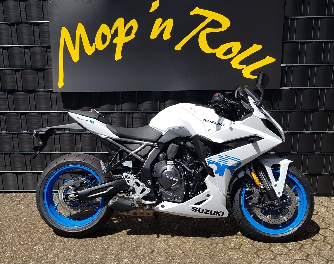 Suzuki GSX-8R