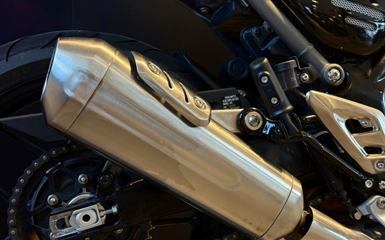 Gebrauchtmotorrad Triumph Speed 400 - Bild 6