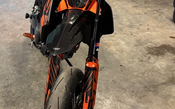 Gebrauchtmotorrad KTM 690 SMC R - Bild 4