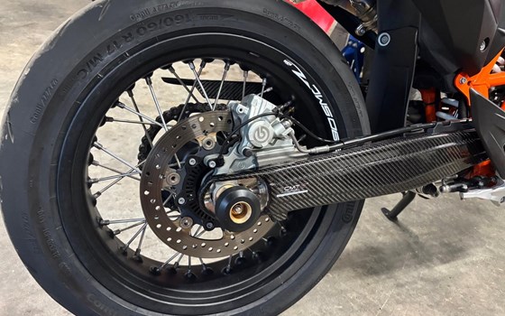Gebrauchtmotorrad KTM 690 SMC R - Bild 6
