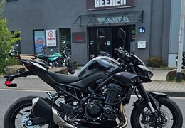 Neumotorrad Kawasaki Z900