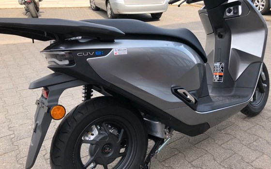 Gebrauchtmotorrad Honda CUV e: - Bild 10
