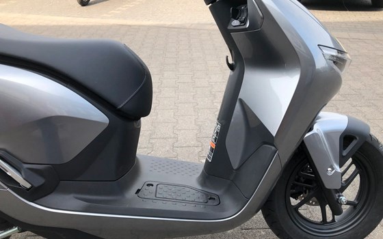 Gebrauchtmotorrad Honda CUV e: - Bild 13