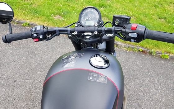 Neufahrzeug Triumph Bonneville Bobber - Bild 3