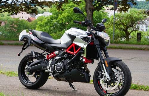 Gebrauchtmotorrad Aprilia Shiver 900