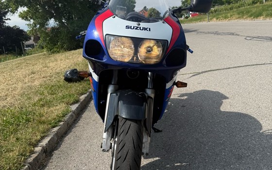 Gebrauchtmotorrad Suzuki GSX-R 600 - Bild 3