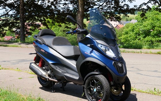 Gebrauchtmotorrad Piaggio MP3 500 hpe Sport Advanced - Bild 1