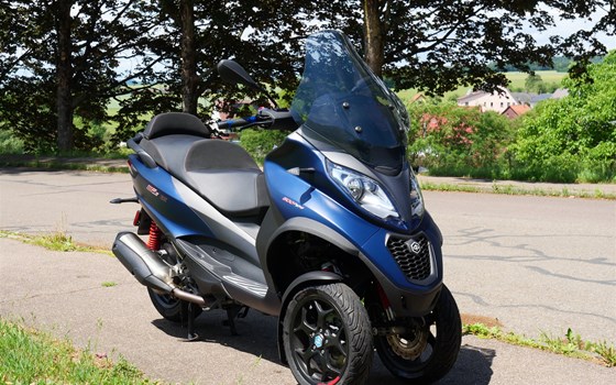 Gebrauchtmotorrad Piaggio MP3 500 hpe Sport Advanced - Bild 3