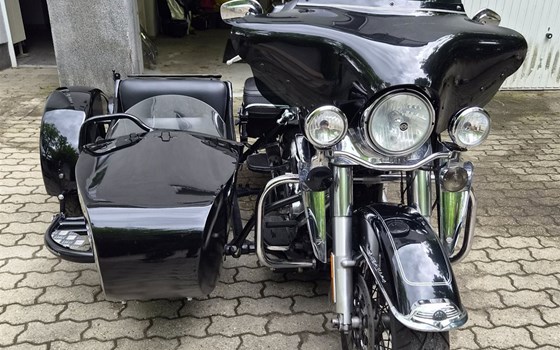 Gebrauchtmotorrad Harley-Davidson Road King Classic FLHRC - Bild 9