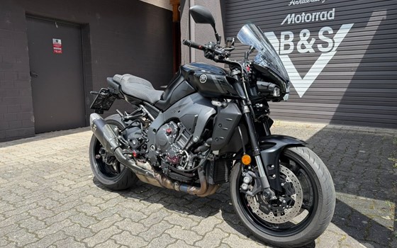 Gebrauchtmotorrad Yamaha MT-10 - Bild 2
