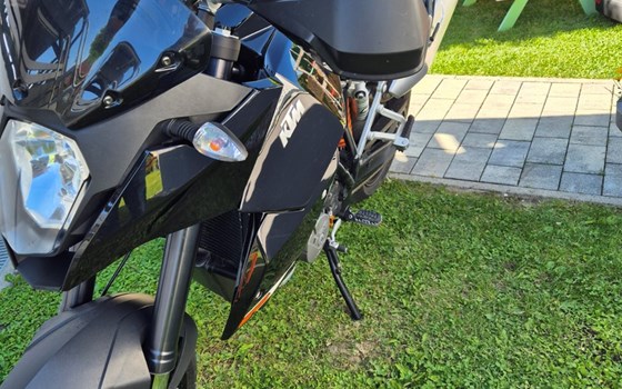 Gebrauchtmotorrad KTM 990 Supermoto T - Bild 7