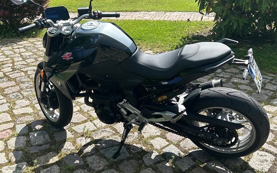 Gebrauchtmotorrad BMW F 900 R - Bild 8
