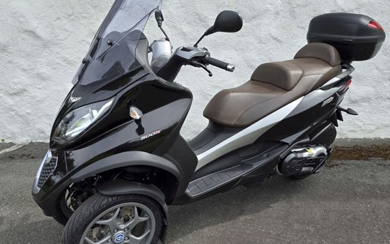 Gebrauchtmotorrad Piaggio MP3 500ie LT Sport - Bild 2