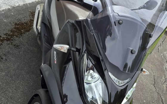 Gebrauchtmotorrad Piaggio MP3 500ie LT Sport - Bild 4